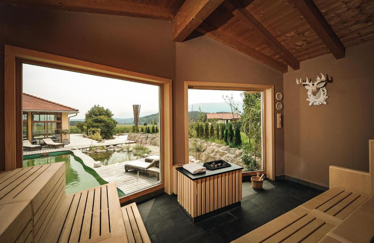 Wellness Natur Resort Gut Edermann Teisendorf Exterior foto