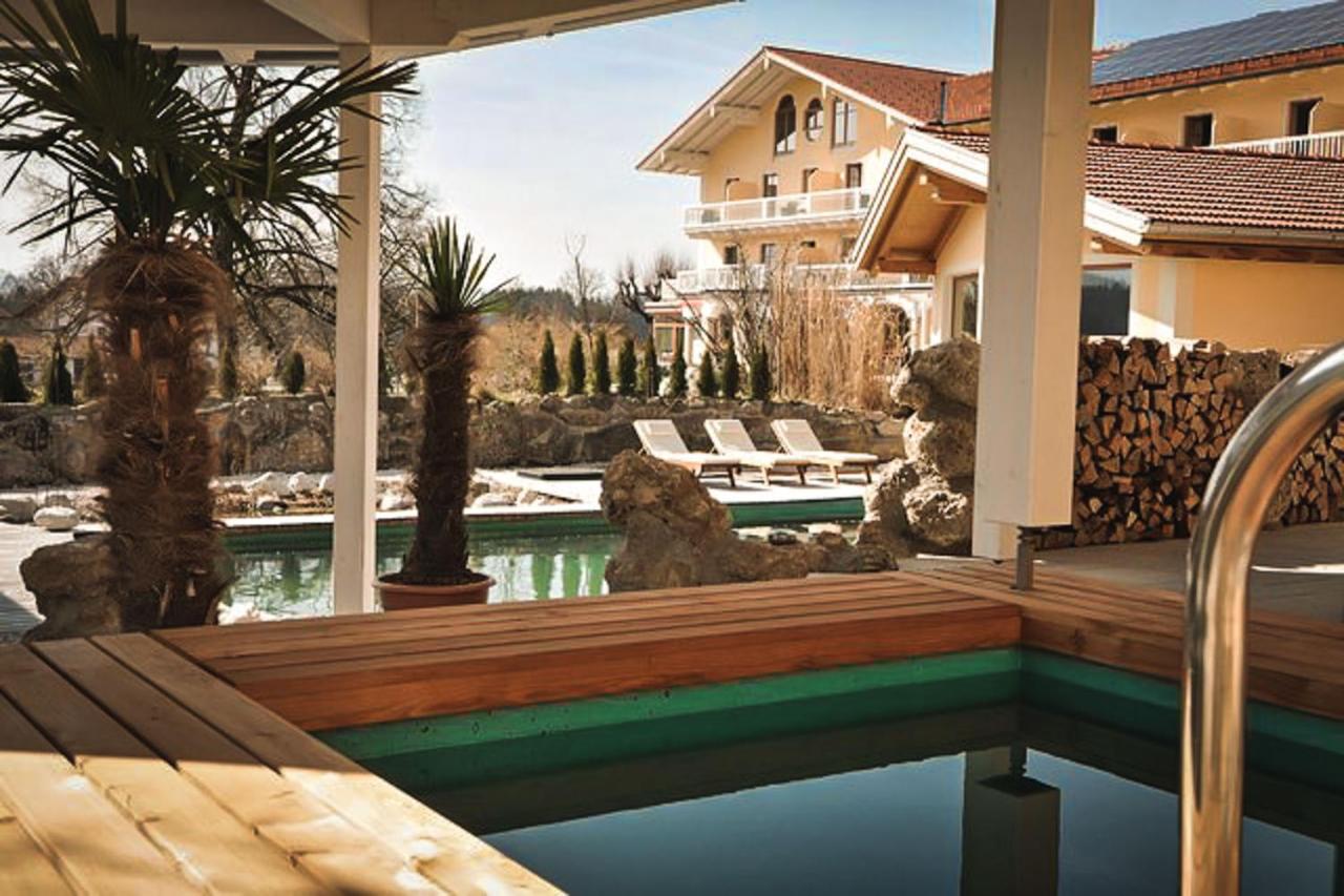 Wellness Natur Resort Gut Edermann Teisendorf Exterior foto